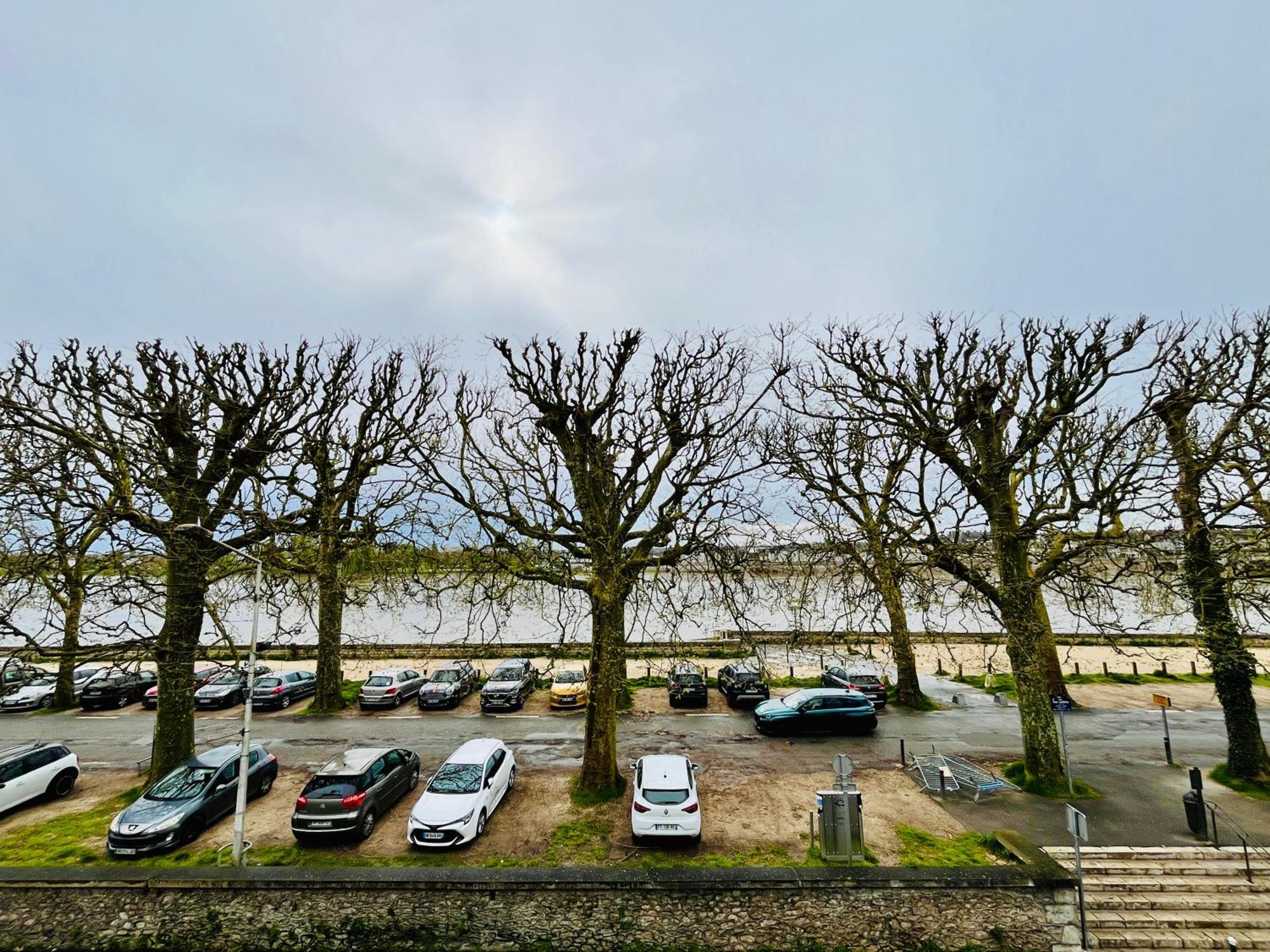 Hypercentre, Quai De Loire, Lumineux, Spacieux, Familial, Le Jehan De Saveuse Blois Luaran gambar